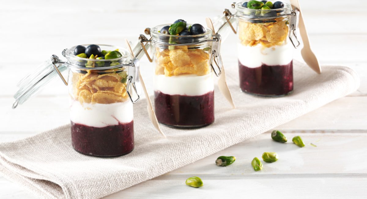 Crema de arándanos y pistachos