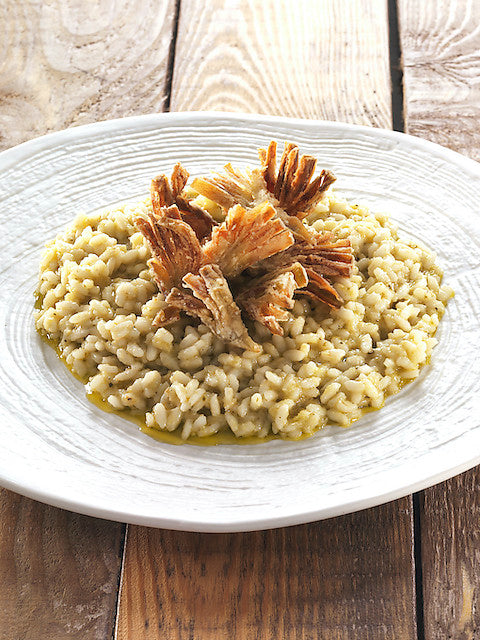 Arroz Baldo con alcachofas fritas y pesto de alcachofas